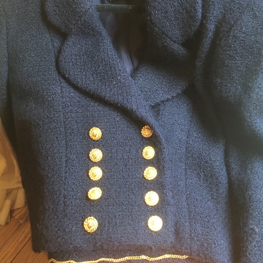 Chanel Jacket - Picture 5 of 8